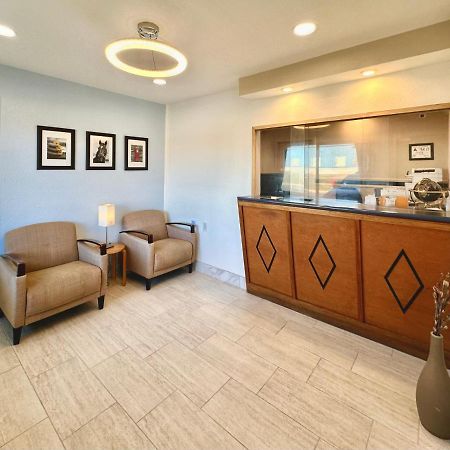 Royal Inn And Suites Charlotte Airport Ngoại thất bức ảnh