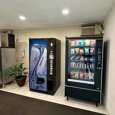 Royal Inn And Suites Charlotte Airport Ngoại thất bức ảnh