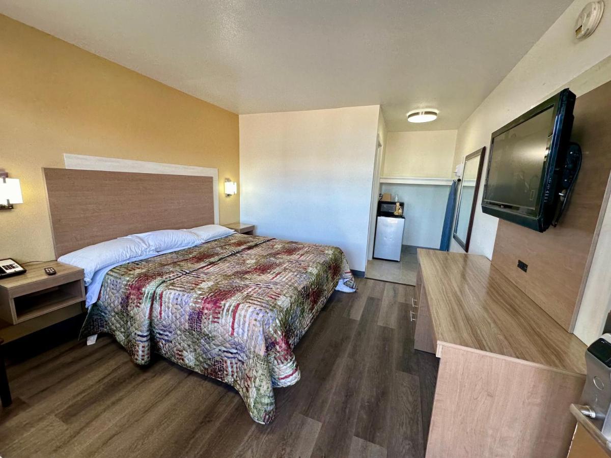 Royal Inn And Suites Charlotte Airport Ngoại thất bức ảnh
