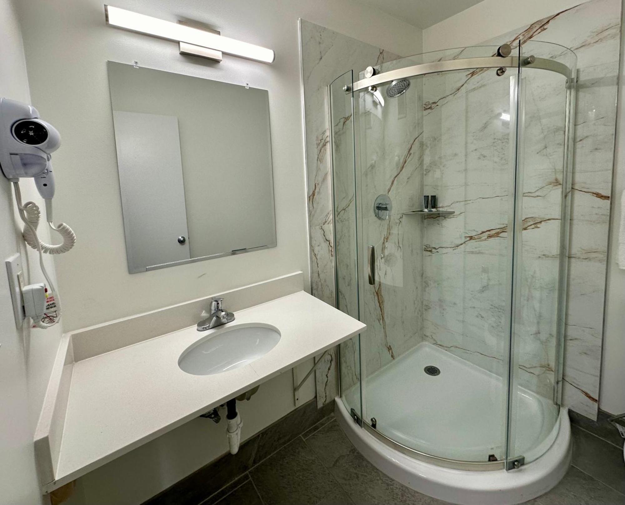 Royal Inn And Suites Charlotte Airport Ngoại thất bức ảnh