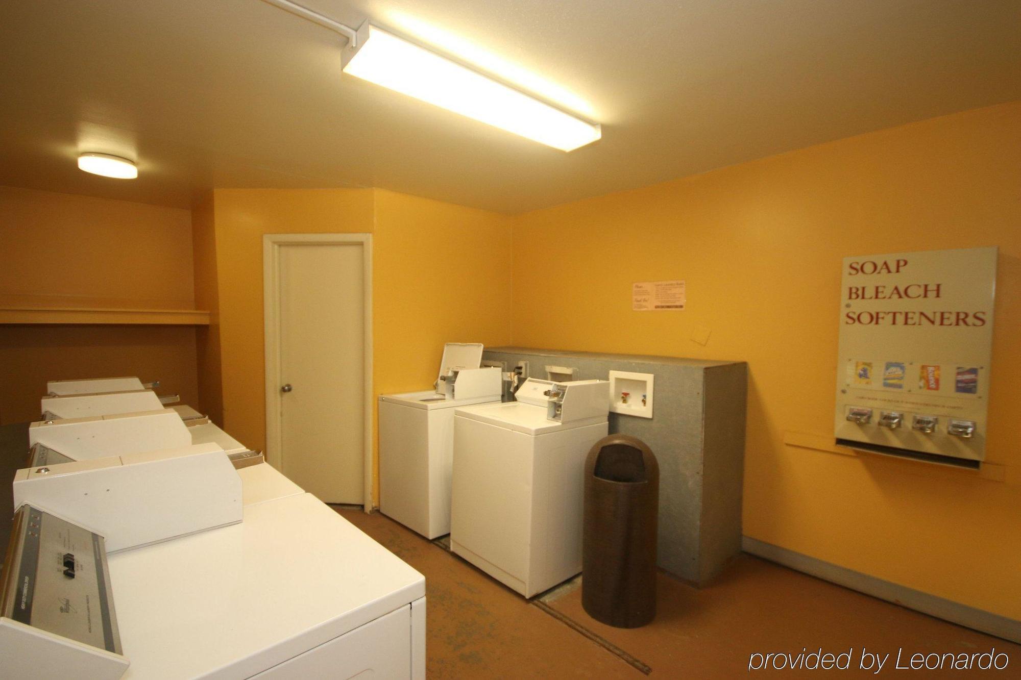 Royal Inn And Suites Charlotte Airport Ngoại thất bức ảnh